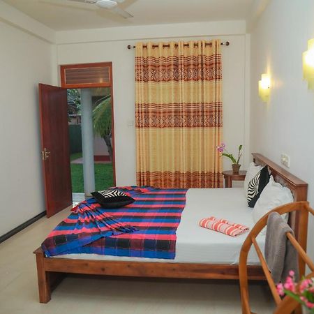 Hasaranga Holiday House ヒッカドゥワ エクステリア 写真