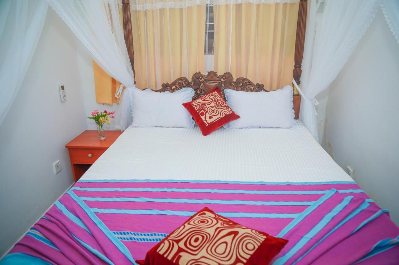Hasaranga Holiday House ヒッカドゥワ エクステリア 写真