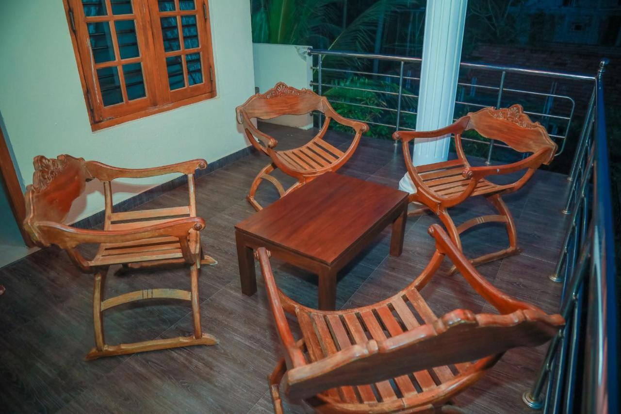 Hasaranga Holiday House ヒッカドゥワ エクステリア 写真