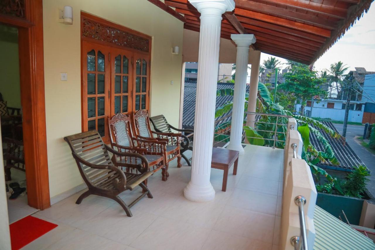 Hasaranga Holiday House ヒッカドゥワ エクステリア 写真